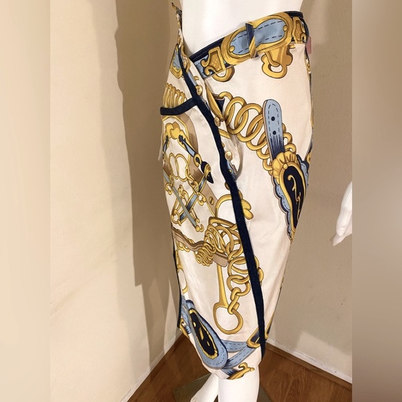 Christian Dior by John Galliano White Silk Horsebit Print Skirt Size: 40/8 - Picture 3 of 7